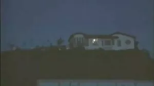 بنگ پر ساحل سمندر - بی بی سی rossa