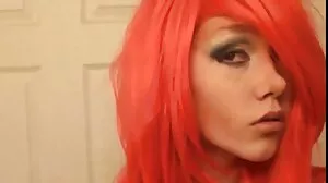 چیری DeVille کے آدمی پاگل ہے فون کرنے کے لئے کافی ایک پلمبر!