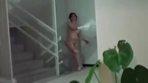 سب سے پہلے سیاہ ڈک ، brunette کے لئے یئدنسسٹین لی