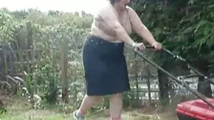 Horndog ماں MILF peeked اور سہ