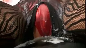 بڑی بوٹ Nad نادیہ W