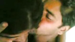 کام پر ہاتھی دانت میں نجی جزیرے!