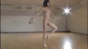 چھوٹی سی کالج سملینگک sluts کے قائل گرم ، شہوت انگیز دینے کے لئے کچھ پیسے